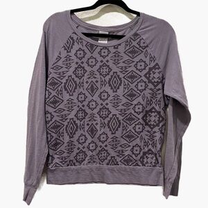 Victoria’s Secret PINK grey Aztec print long sleeve tee Sz M